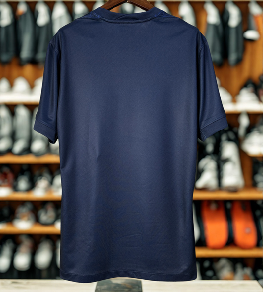 Camisa Titular PSG 2025/2026 - A Elegância Parisiense no Futebol