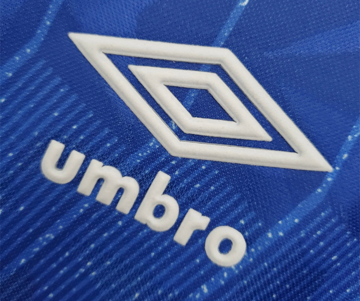 Camiseta Retrô do Chelsea 1989 - Edição Comemorativa (Patrocínio Commodore)