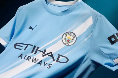Camisa do Manchester City 2025/26 | Tradição e Modernidade em Azul e Branco!